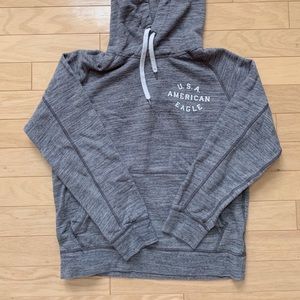 American Eagle grey sweatshirt